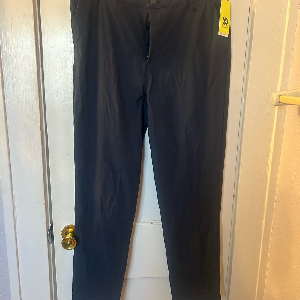 34 x 30 Men's Dark Blue Straight-Leg Activewear Pants All in Motion by Target